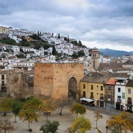 Sleep In Historic Puerta Elvira Apartment Granada Exterior foto