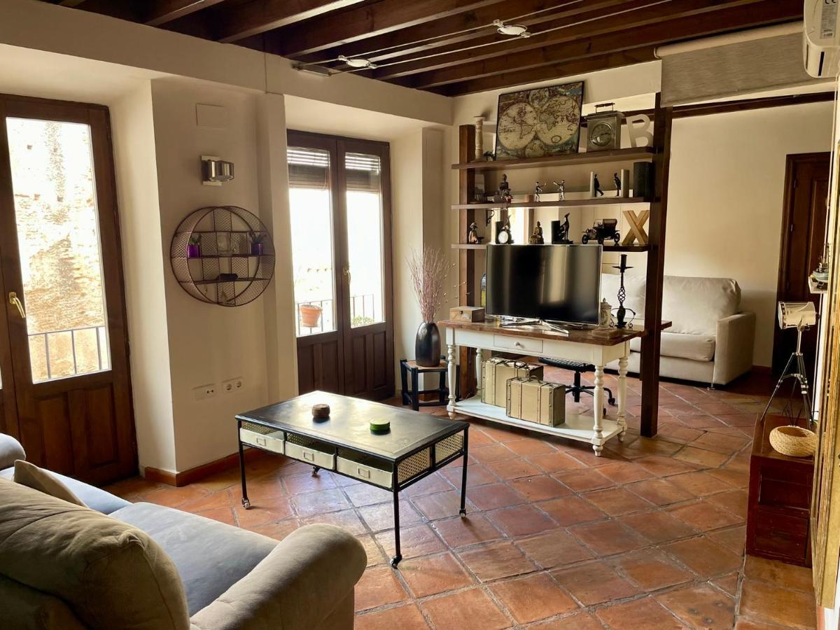 Sleep In Historic Puerta Elvira Apartment Granada Exterior foto