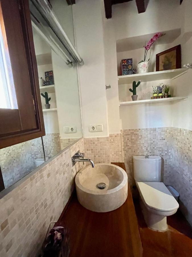 Sleep In Historic Puerta Elvira Apartment Granada Exterior foto